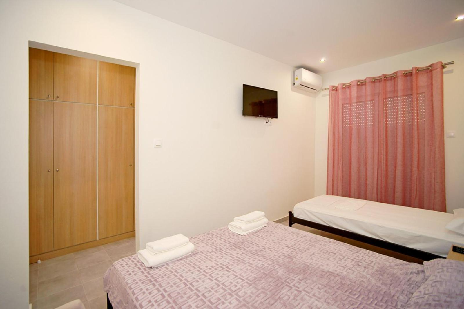 Karnagio Rooms Κυπαρισσία Εξωτερικό φωτογραφία